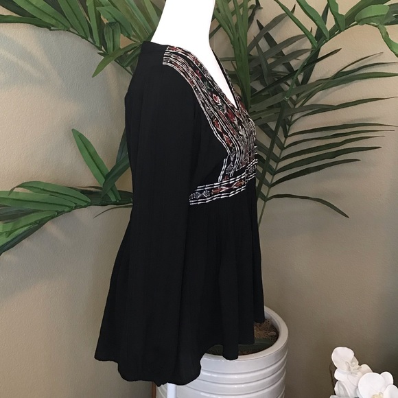 Knox Rose Embroidered Top-Blouse - Size: XS - Picture 7 of 17